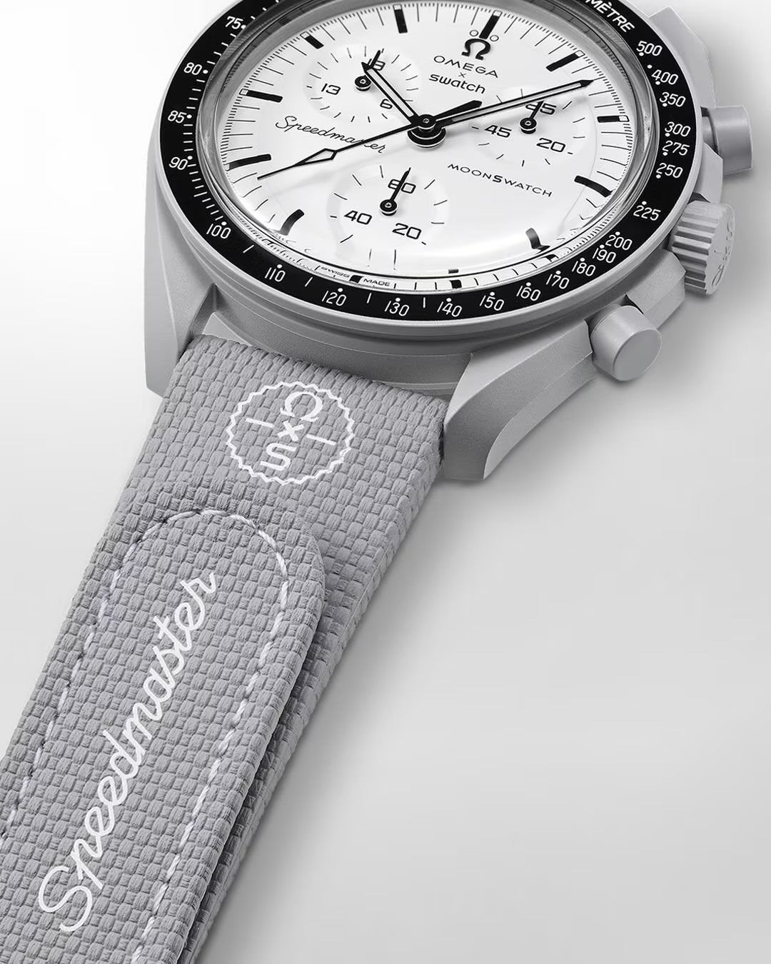 Swatch x Omega Bioceramic Moonswatch 1965 SO33M106 שעון אומגה בשיתוף פעולה עם סווטש