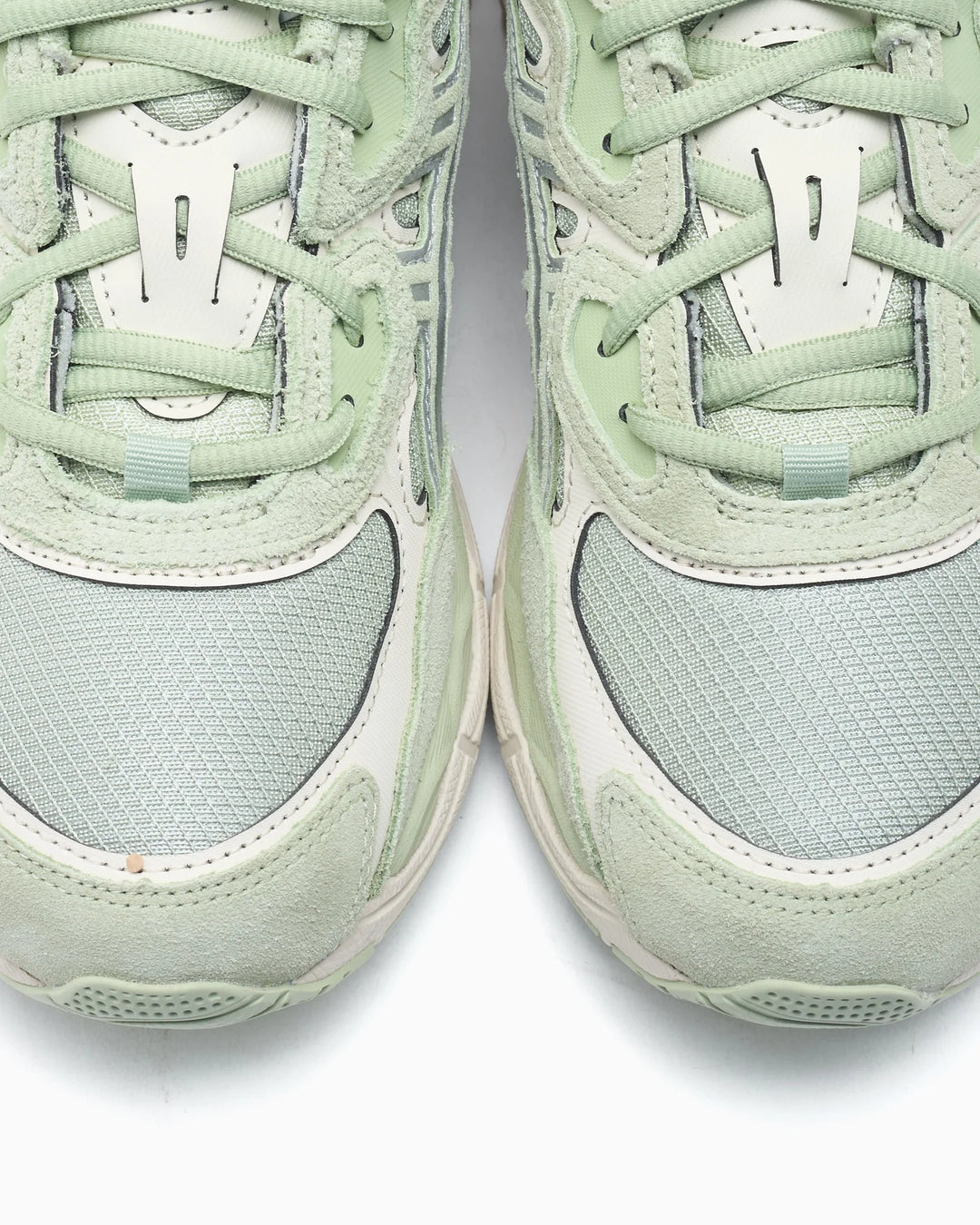 ASICS GEL-NYC SAGE FOREST PURE SILVER סניקרס אסיקס ג׳ל ניו יורק