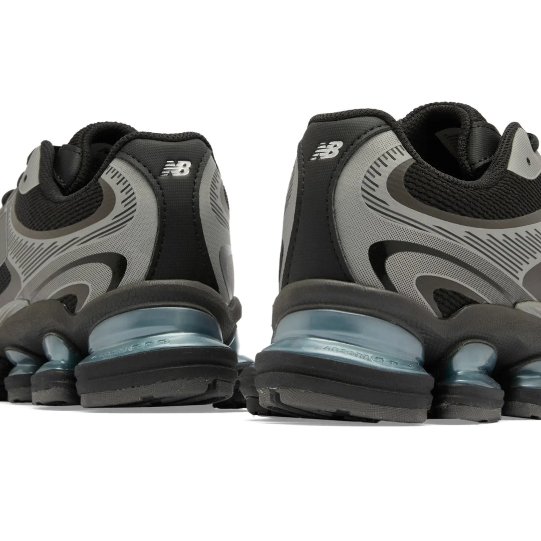 NEW BALANCE ABZORB 2000 SNEAKER
BLACK