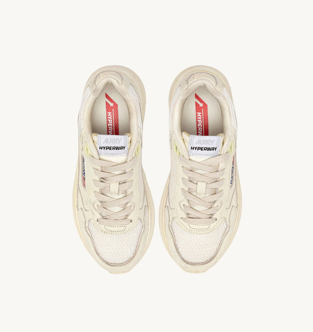 AUTRY HYPERWAY SNEAKERS IN WHISPER WHITE LAMINATED LEATHER AND MESH