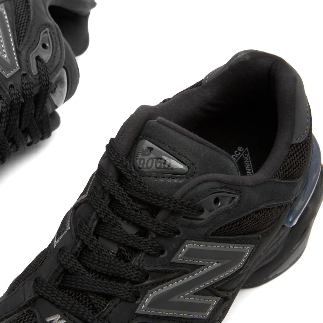 NEW BALANCE U9060ZGE SNEAKERS
BLACK