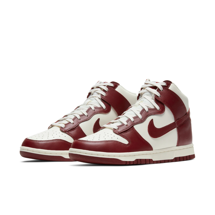 Dunk High Team Red