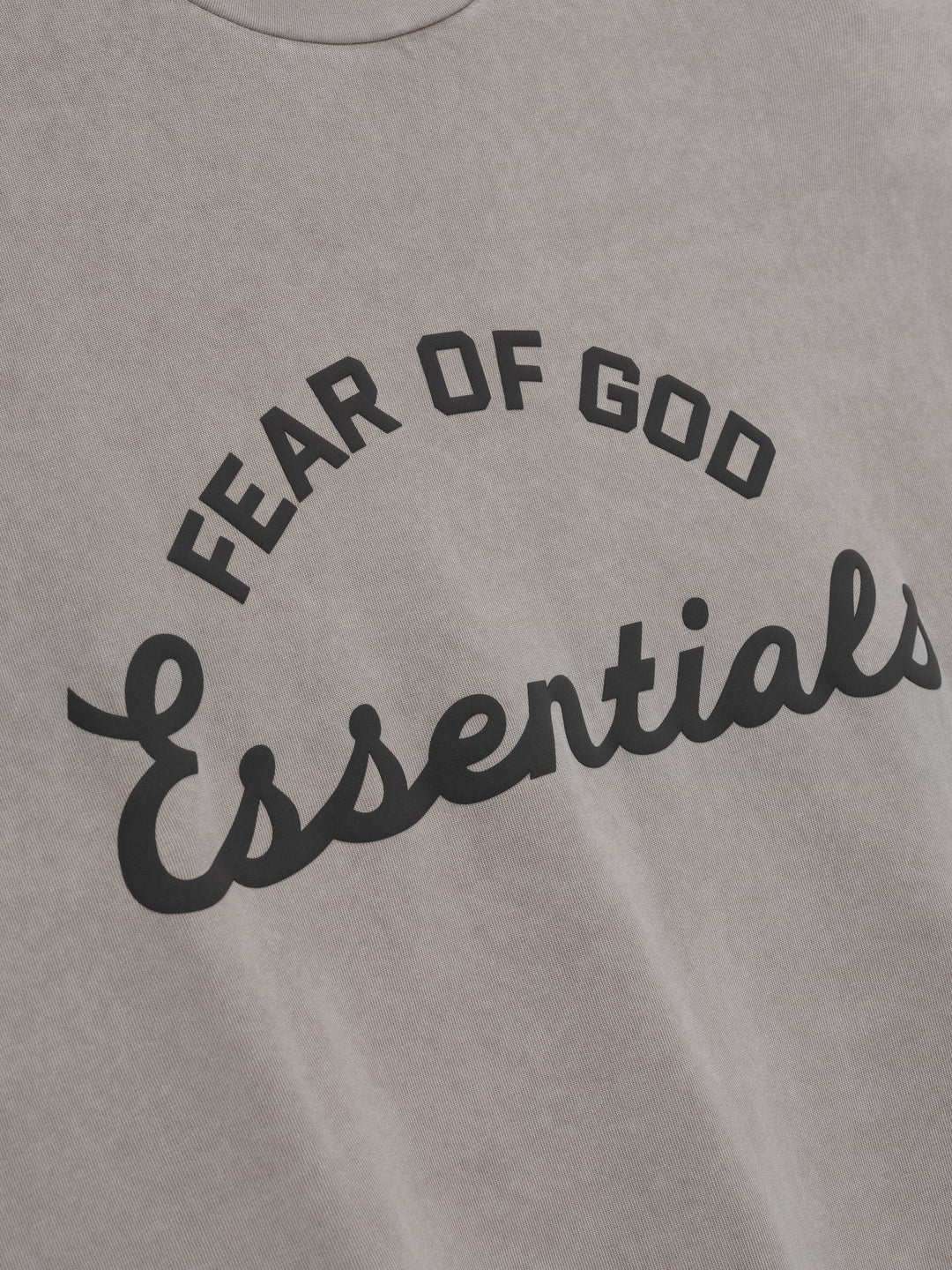 ESSENTIALS Training 90s Tee Faded Seal