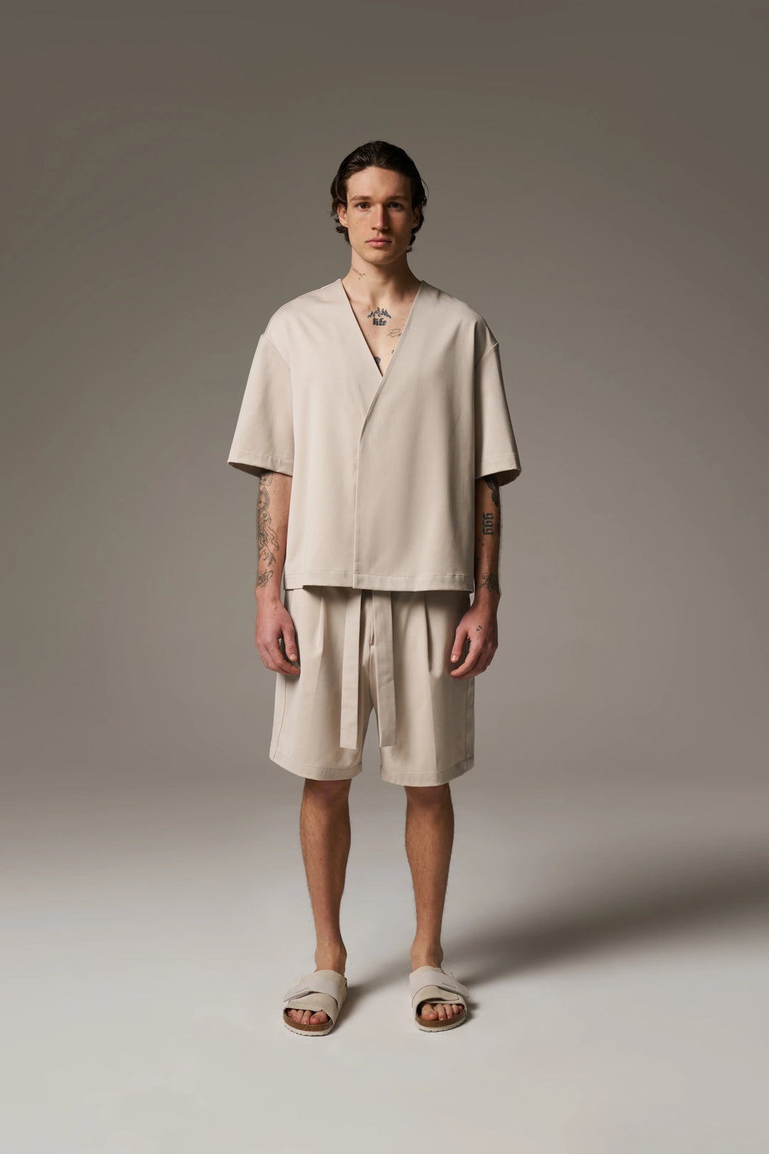 SMART WOVEN SHORTS STONE