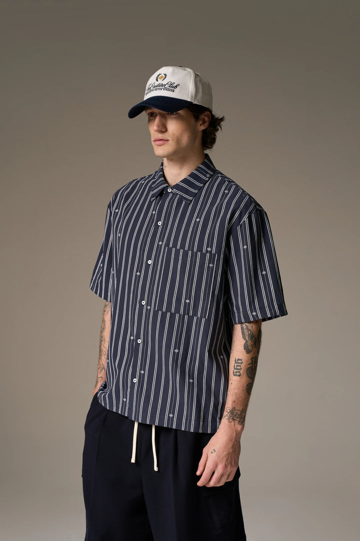EMBLEM STRIPE SHIRT NAVY