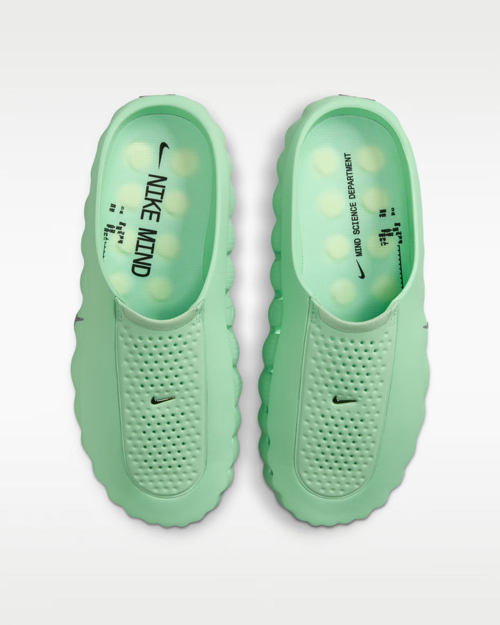 Nike Mind 001 Men's Pregame Mules Cucumber Calm/Black/Barely Volt