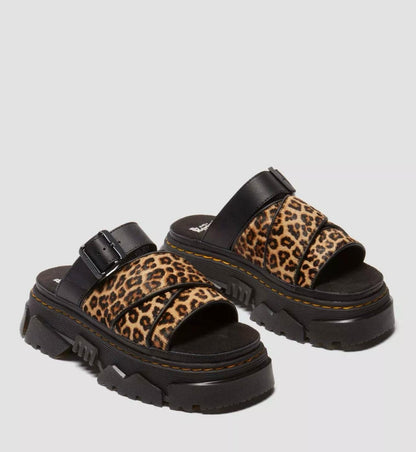 DR MARTENS