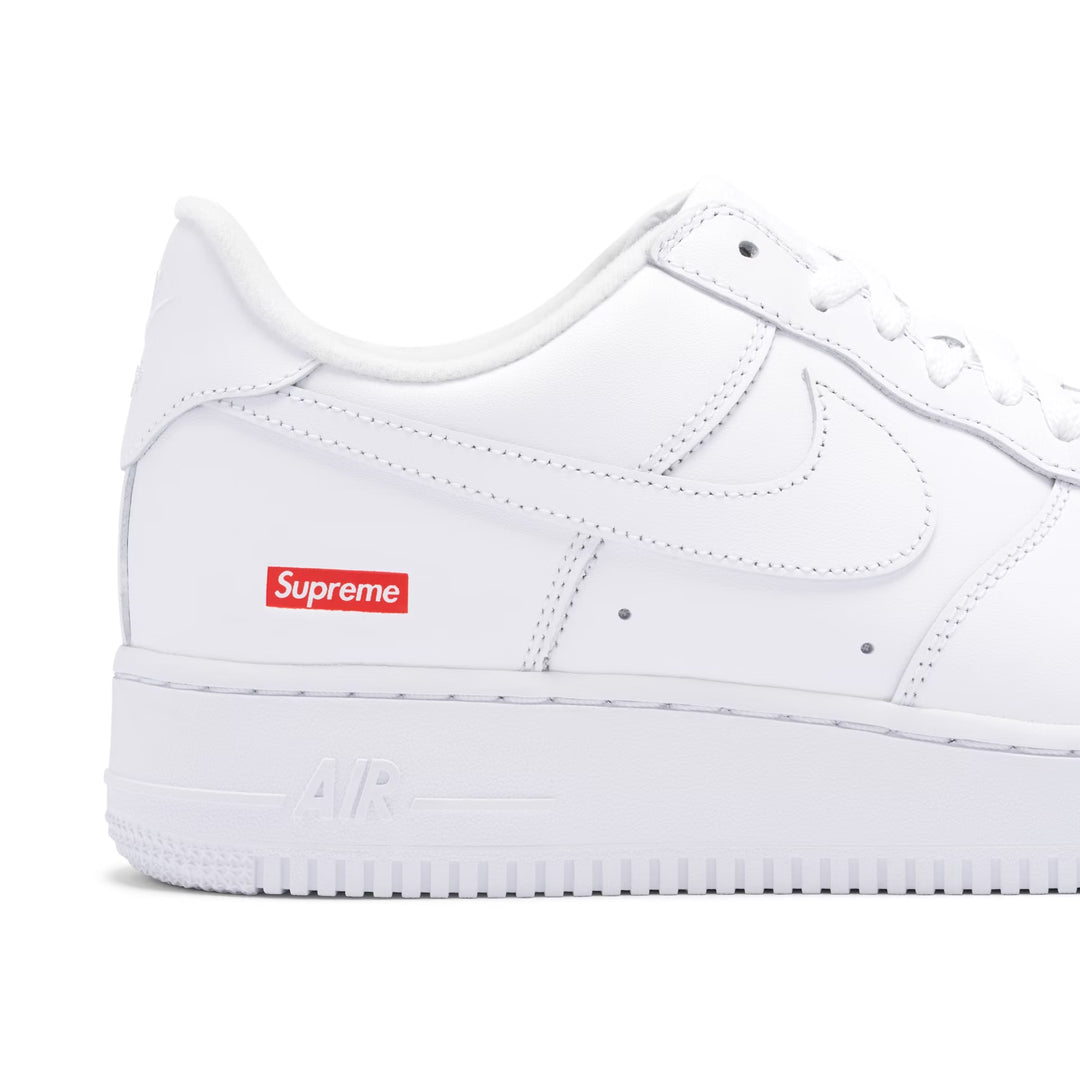 NIKE AIR FORCE 1 LOW X SUPREME WHITE