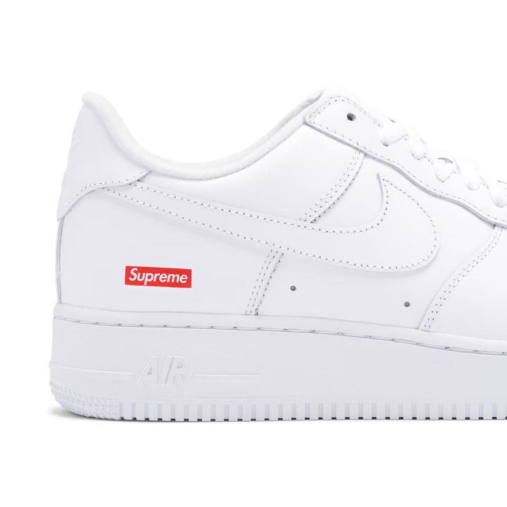 NIKE AIR FORCE 1 LOW X SUPREME WHITE