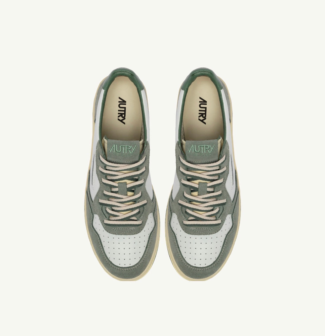 AUTRY SNEAKERS MEDALIST LOW SNEAKERS IN MILITARY AND SEA SPAY SUEDE AND LEATHER AULM - BW02