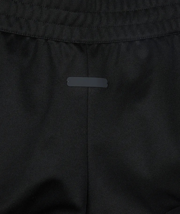 ADIDAS ORIGINALS X FEAR OF GOD ATHLETICS
WOMENS SHORTS