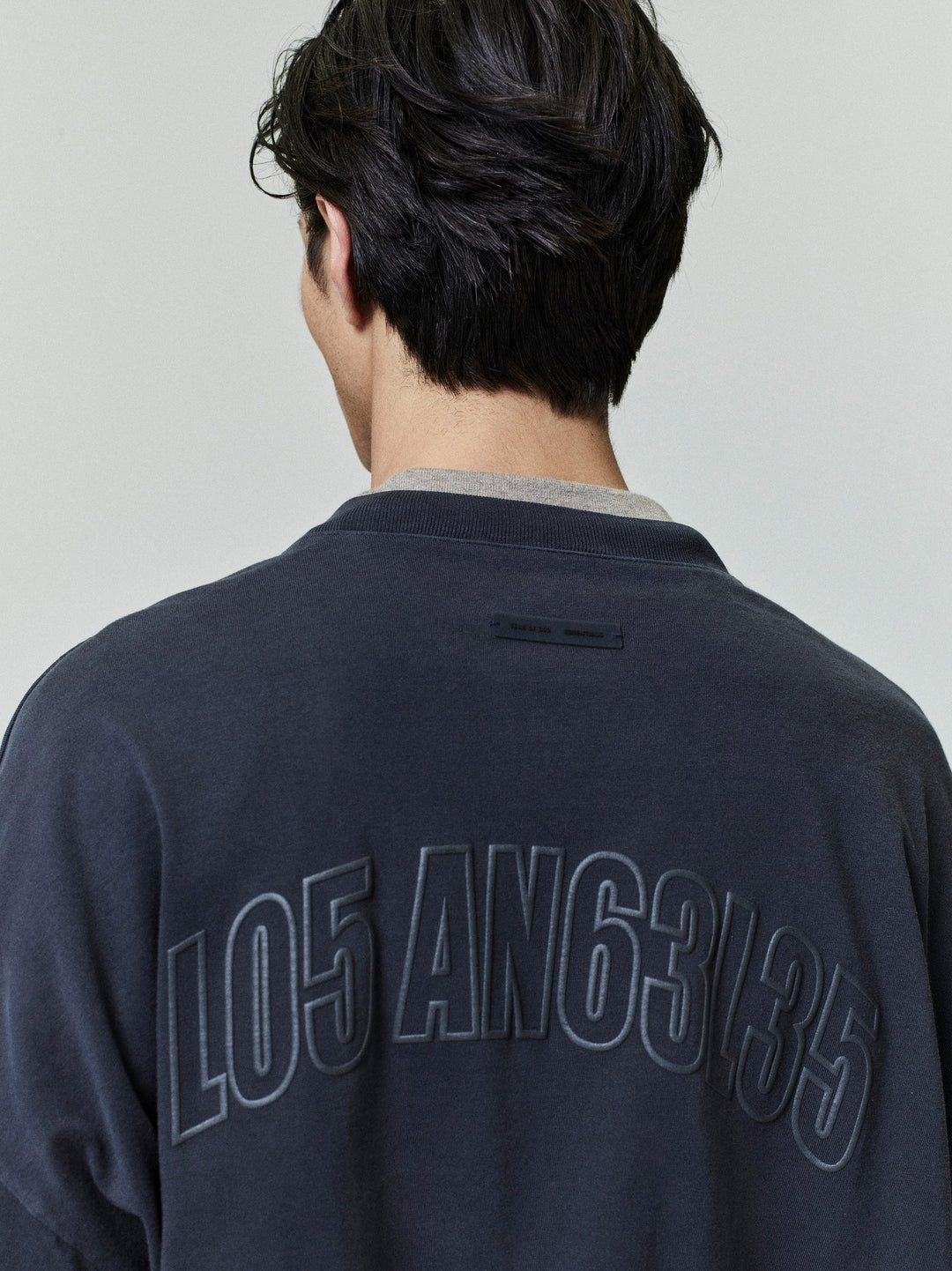 ESSENTIALS Los Angeles 90s Tee Vintage Black