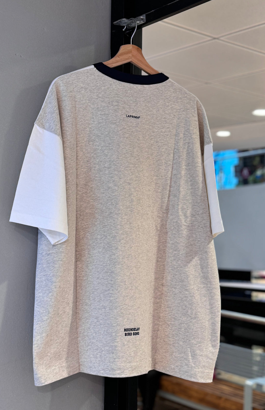 LAPRIMA LIMITED TEE WHITE & GREY