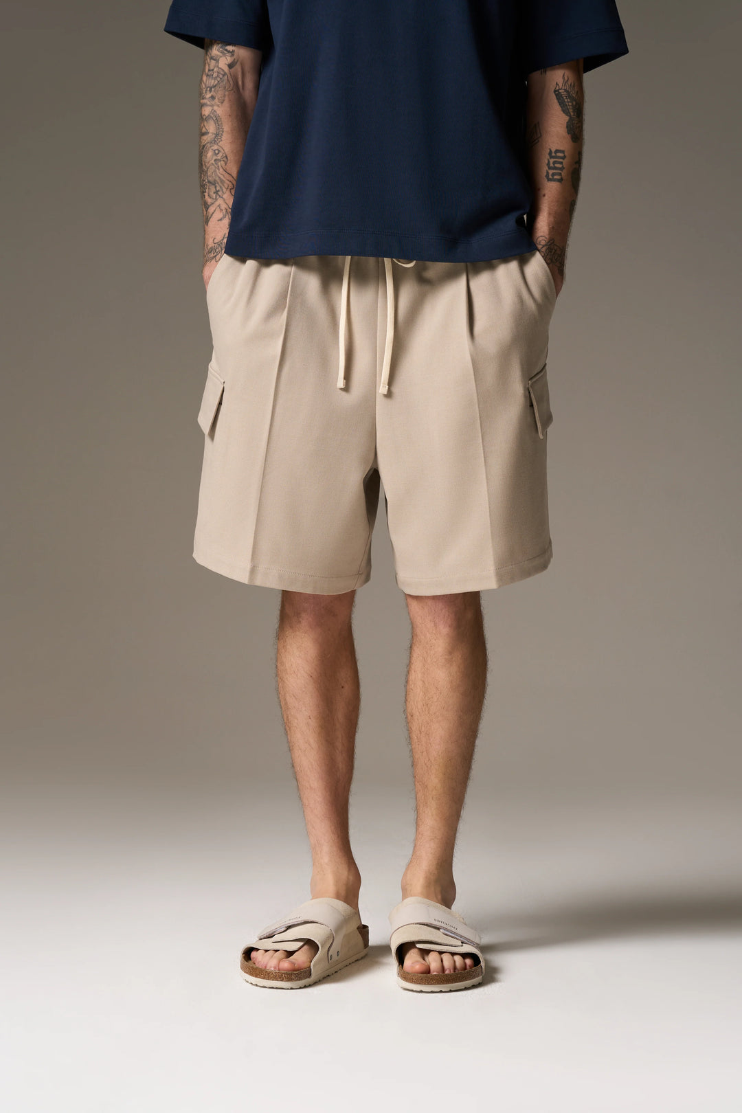 WIDE LEG SIDE POCKET SHORTS BEIGE