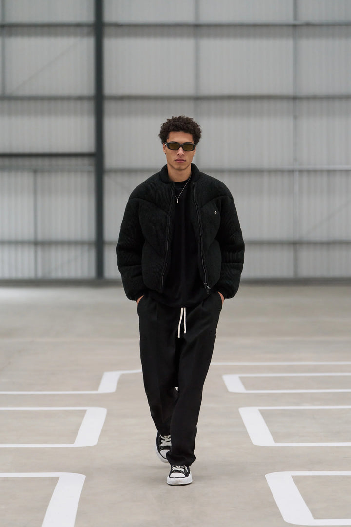 PLEATED WIDE LEG WOOL BLEND TROUSER BLACK