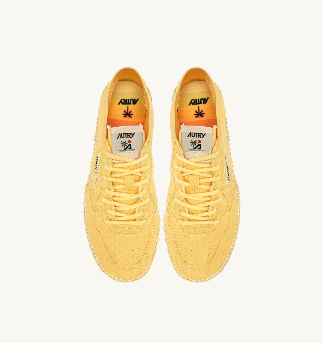 AUTRY SANDY ESPADRILLES IN PASTEL YELLOW CANVAS