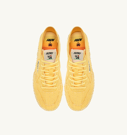 AUTRY SANDY ESPADRILLES IN PASTEL YELLOW CANVAS