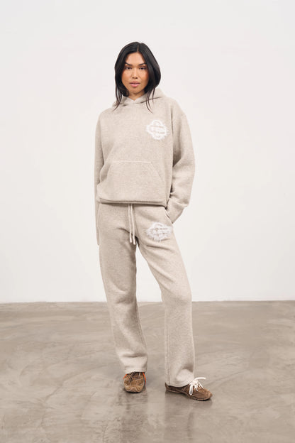 FLUFFY EMBLEM KNITTED HOODIE