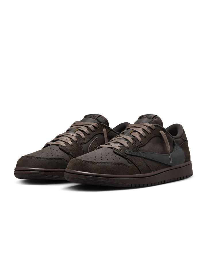 TRAVIS SCOTT X AIR JORDAN 1 LOW OG “VELVET BROWN”