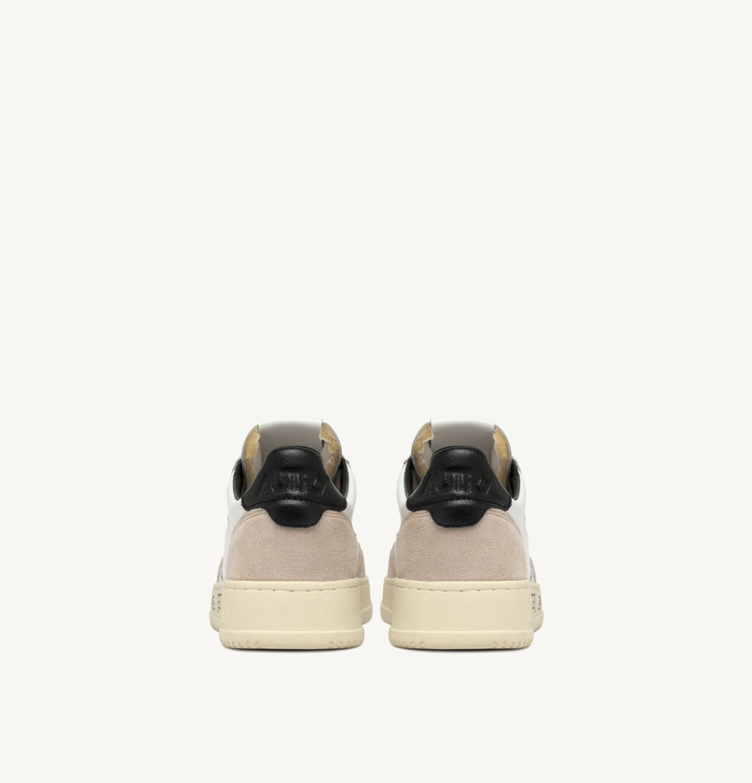 AUTRY SNEAKERS MEDALIST LOW SNEAKERS IN WHITE AND BLACK LEATHER AND SUEDE WITH LETTERING