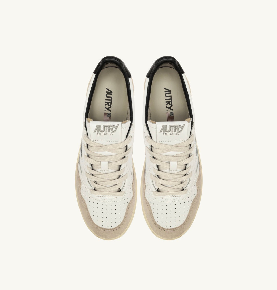 AUTRY SNEAKERS MEDALIST LOW SNEAKERS IN WHITE AND BLACK SUEDE AND LEATHER WITH LETTERING