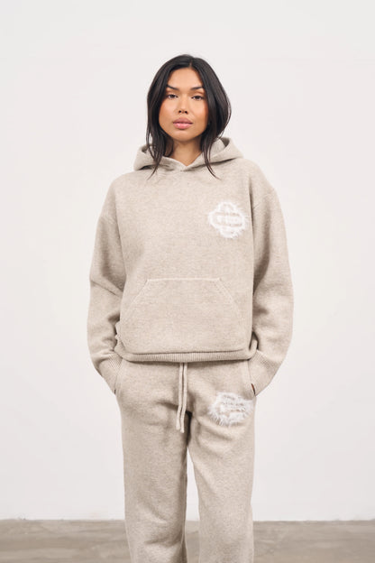 FLUFFY EMBLEM KNITTED HOODIE