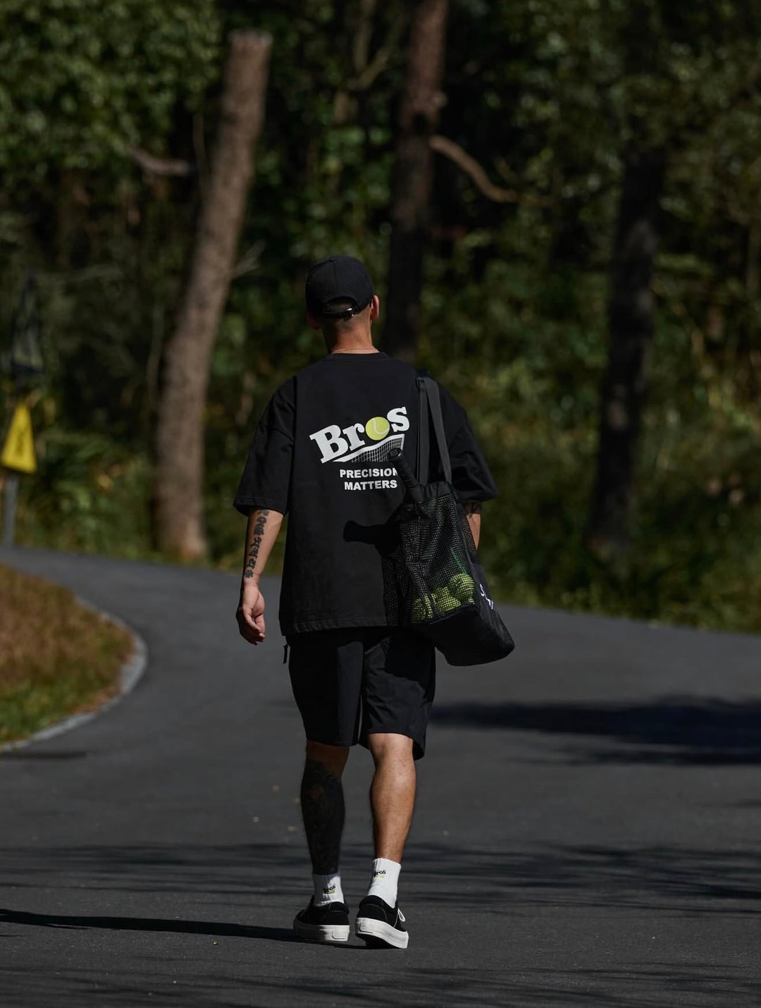 BROSHOOD TENNIS SS26 TEE BLACK