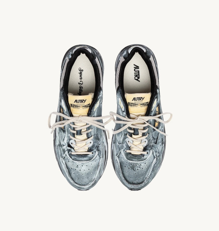 AUTRY SNEAKERS HYPERWAY SUPER VINTAGE SNEAKERS IN BLACK AND SILVER SUEDE HVLM - JB05