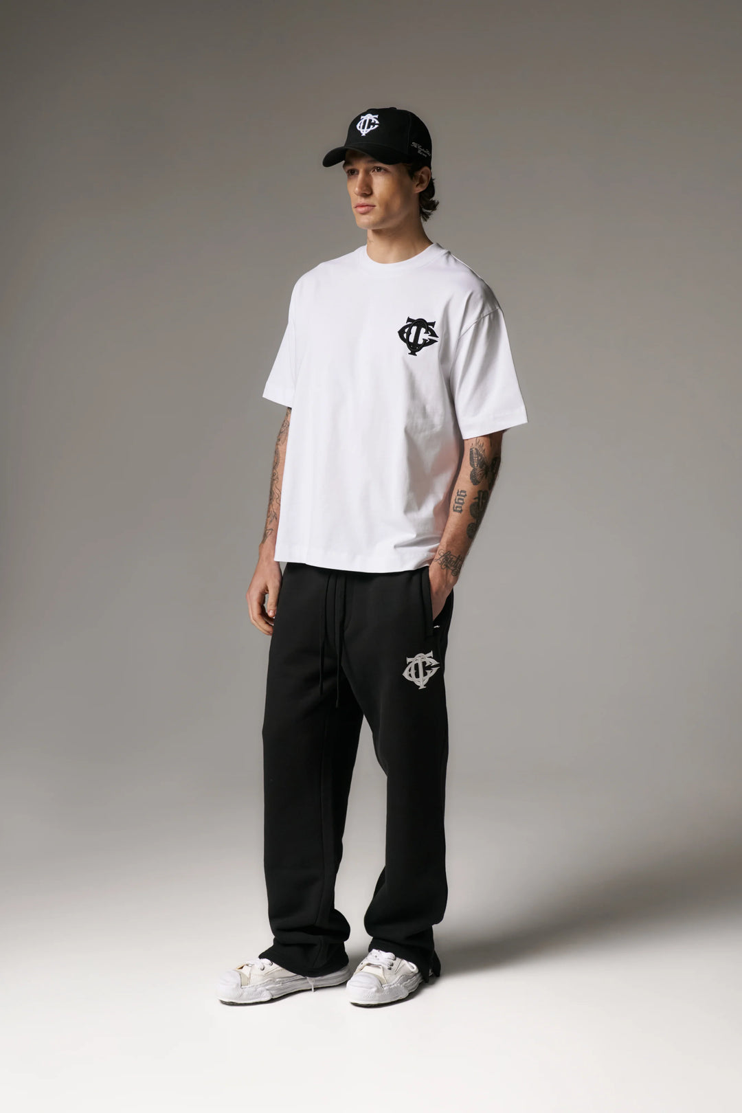 MONOGRAM EMBLEM T-SHIRT WHITE