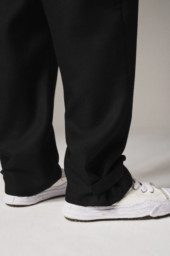 PLEATED WIDE LEG WOOL BLEND TROUSER BLACK