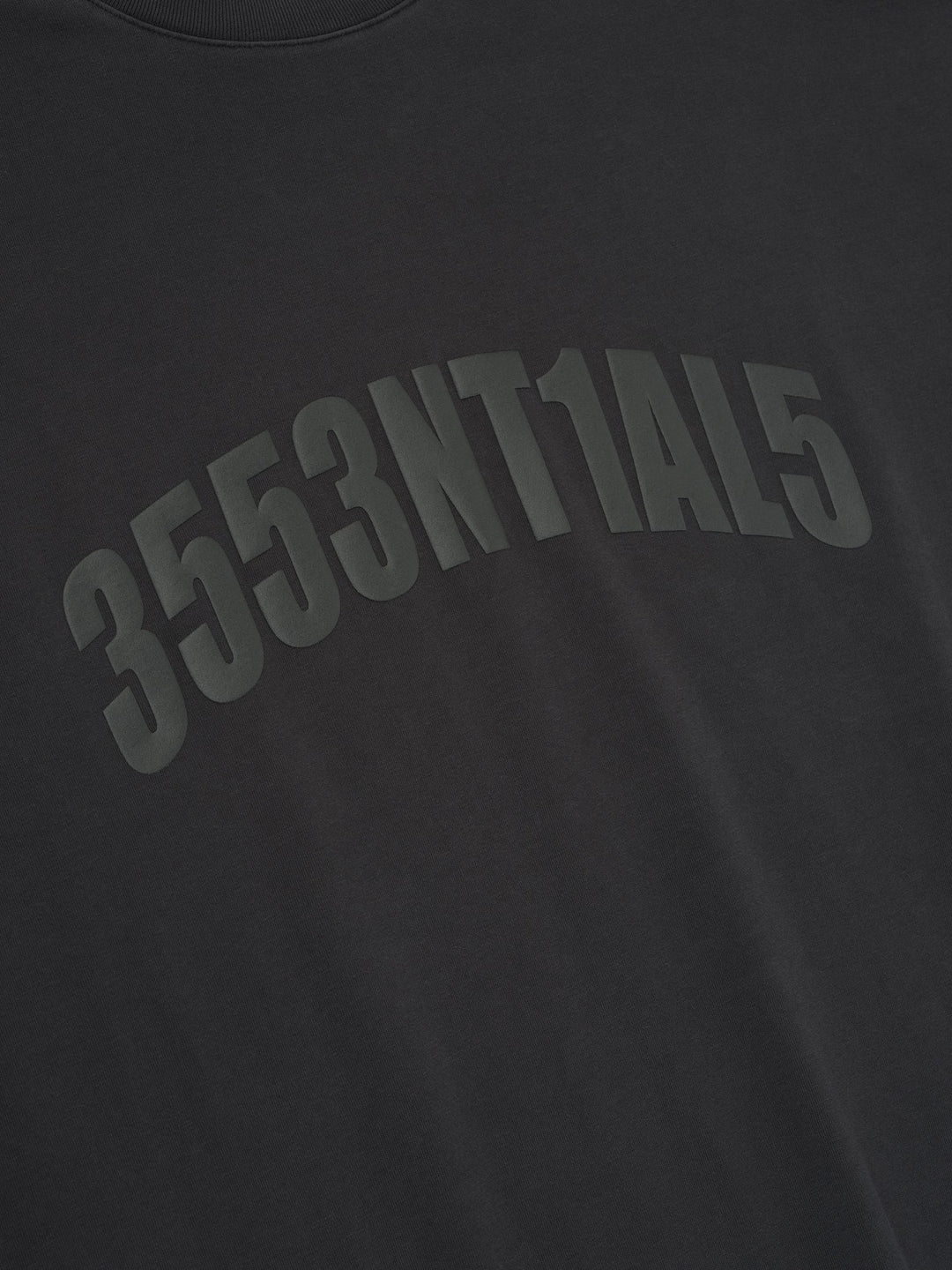 ESSENTIALS Los Angeles 90s Tee Vintage Black