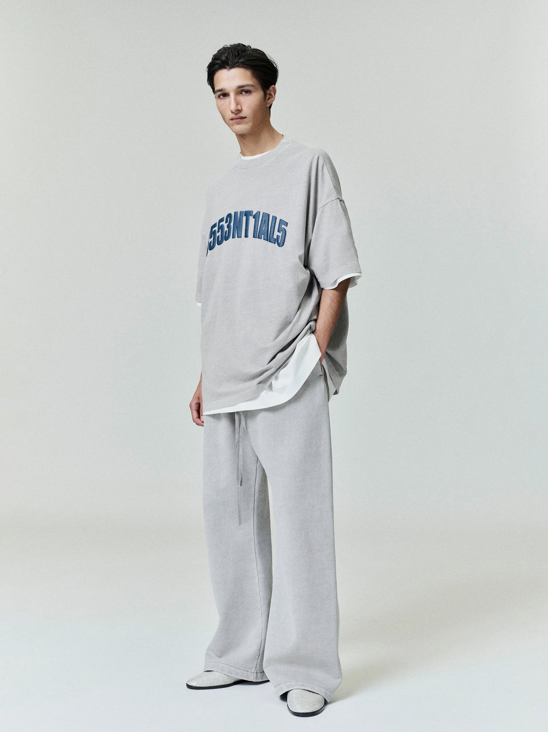 ESSENTIALS New York 90s Tee - Smoke Grey