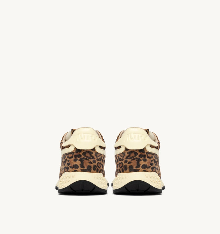 AUTRY SNEAKERS
REELWIND LOW SNEAKERS IN LEOPARD SUEDE AND RUTABAGA LEATHER WWLW - UJ02