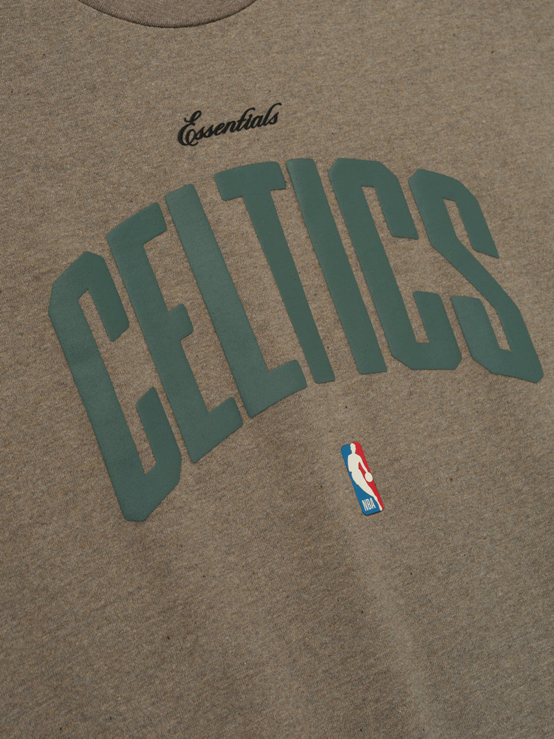 ESSENTIALS NBA CELTICS 90S TEE