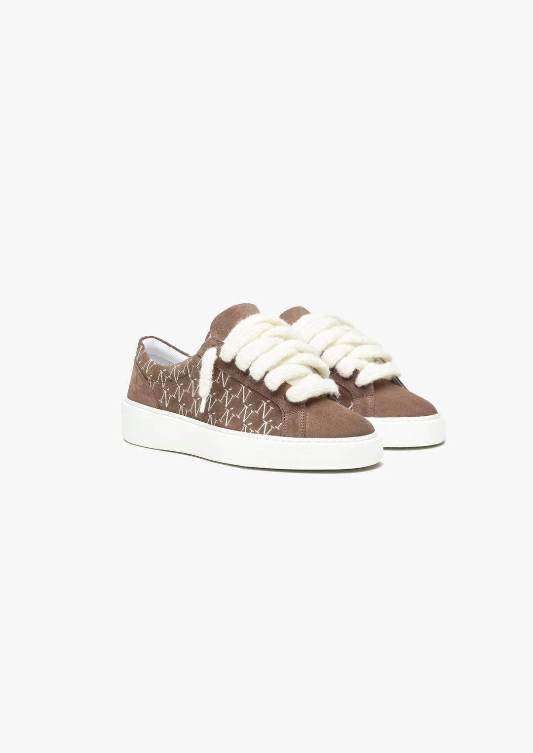 SIGNET - ALMOND