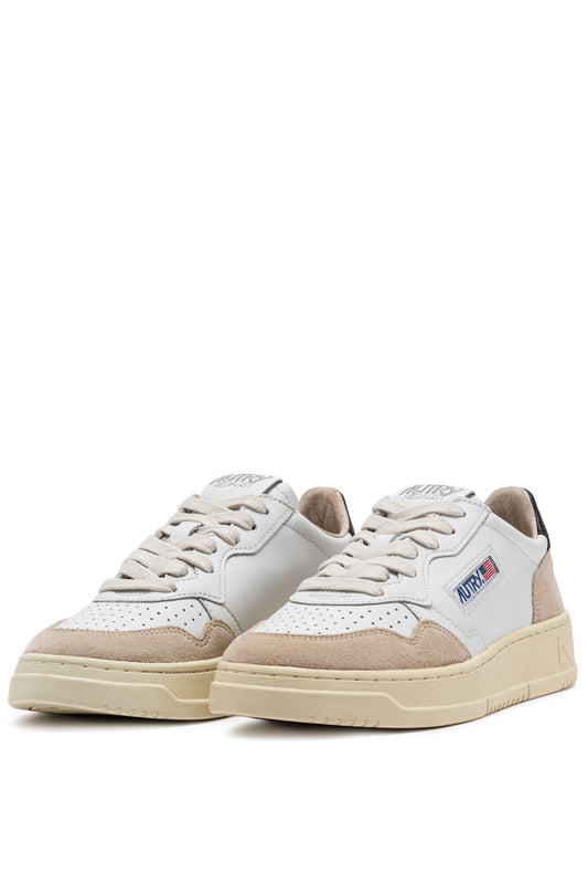 AUTRY MEDALIST LOW WHITE