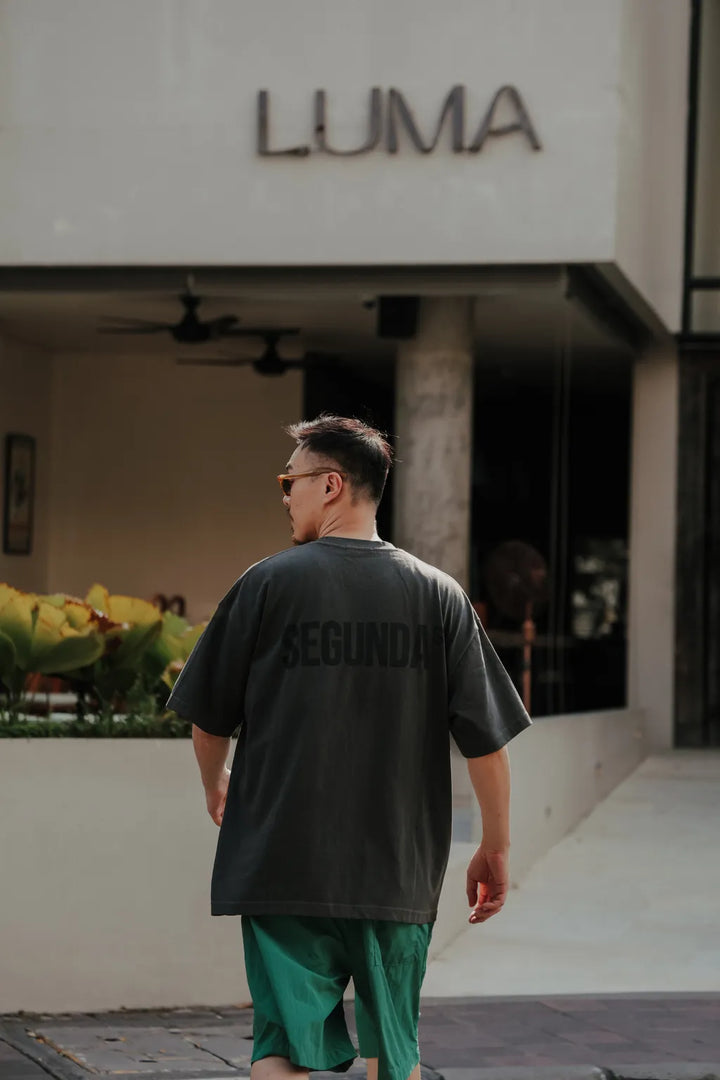 SEGUNDA+ VINTAGE WASH OVERSIZED TEE CHARCOAL