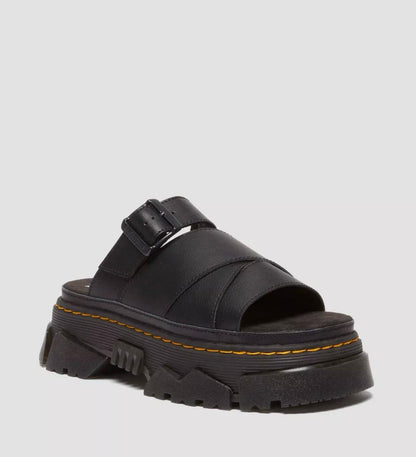 DR MARTENS