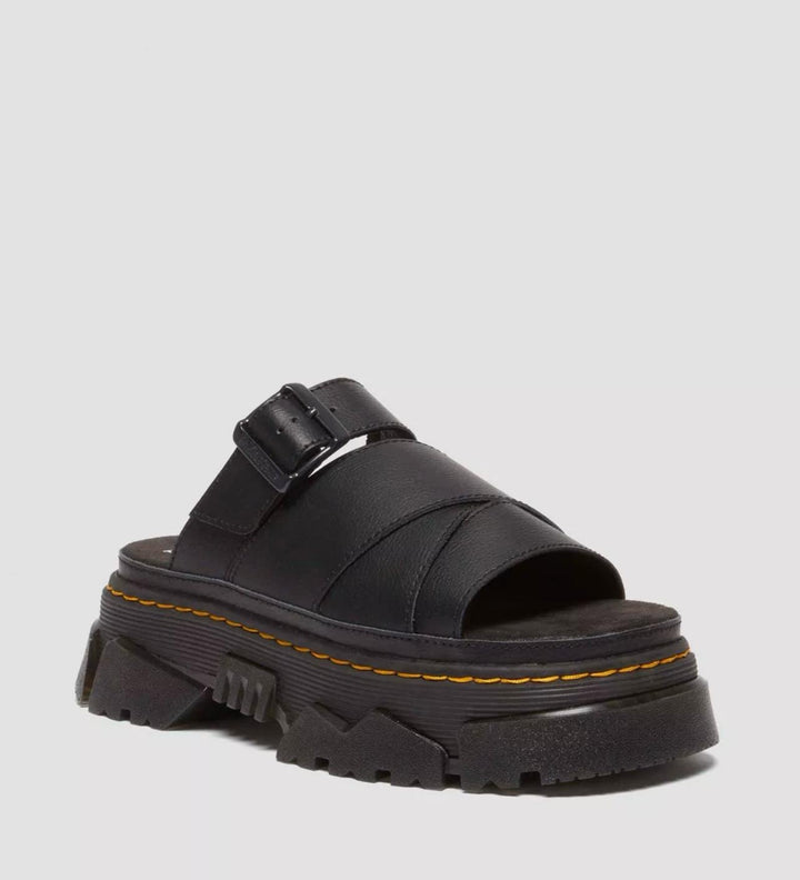 DR MARTENS