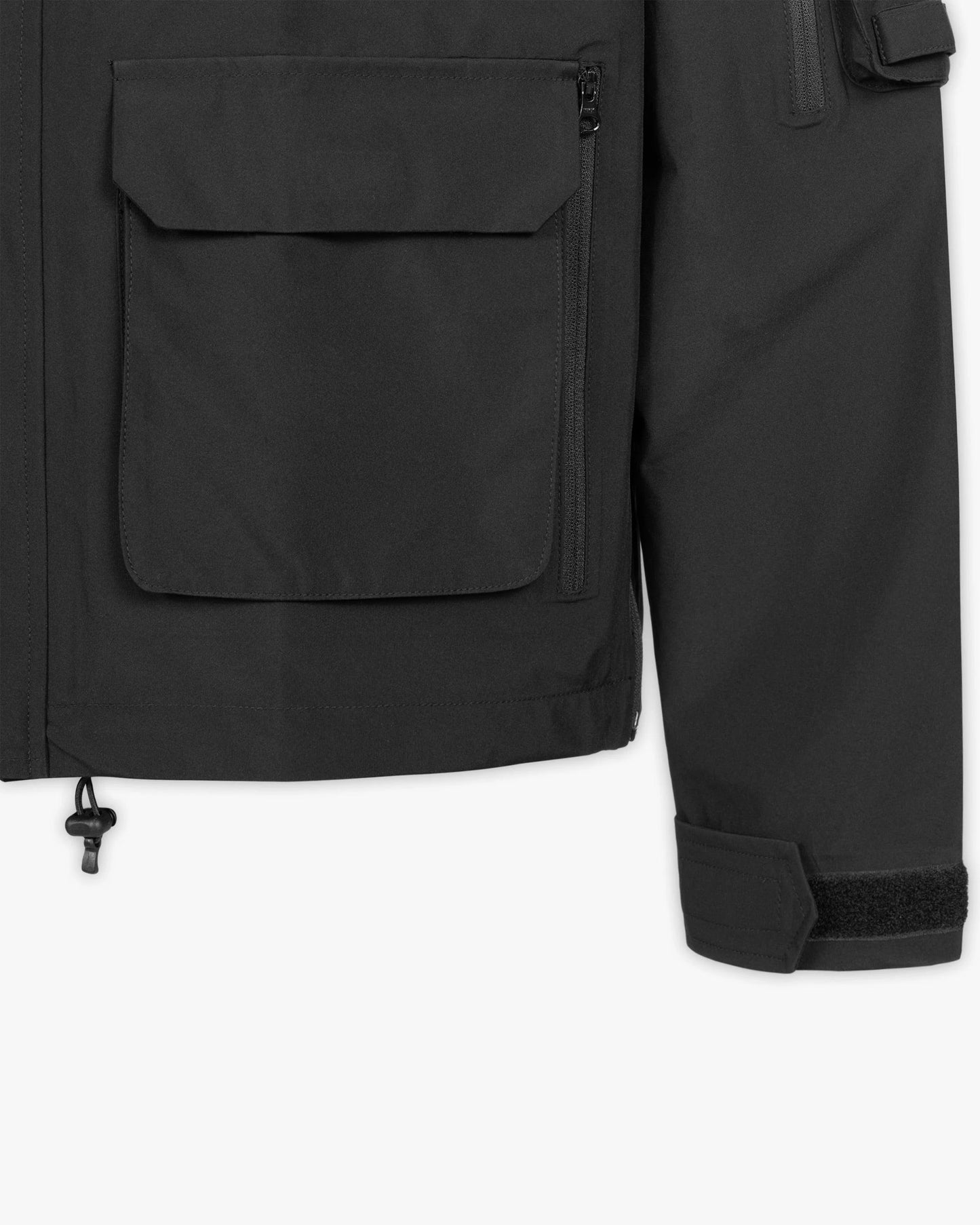 Vicinity WINDBREAKER BLACK