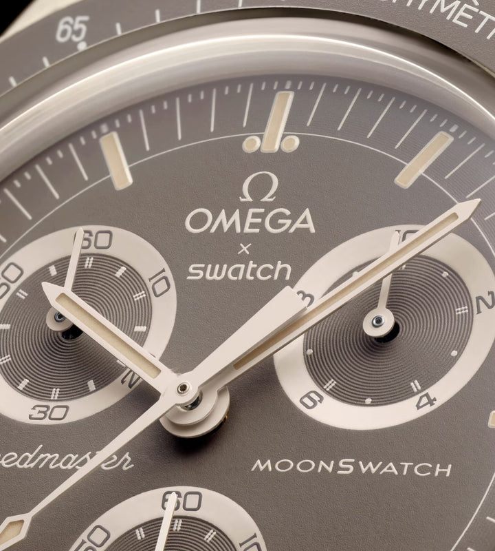 Swatch x Omega Bioceramic Moonswatch Mission On Earth Desert SO33T103 שעון אומגה בשיתוף פעולה עם סווטש
