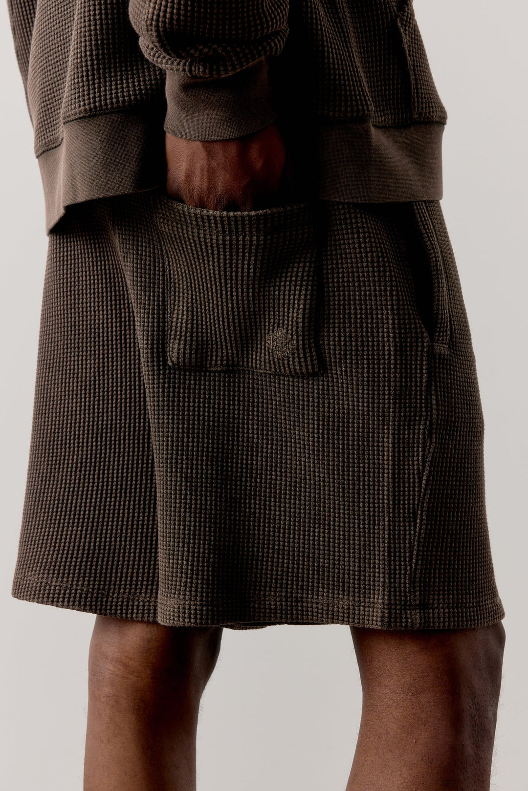 WAFFLE SHORTS BROWN