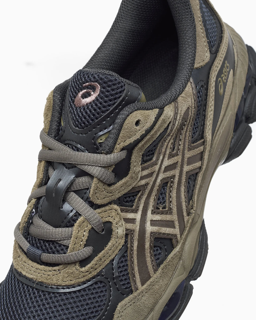 ASICS GEL-NYC סניקרס אסיקס ג׳ל ניו יורק