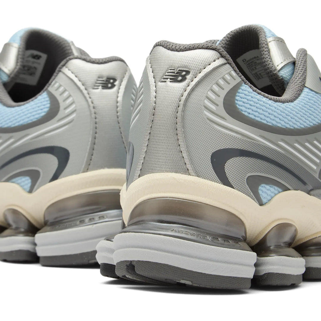 NEW BALANCE 2000 SNEAKER
LIGHT CHROME BLUE