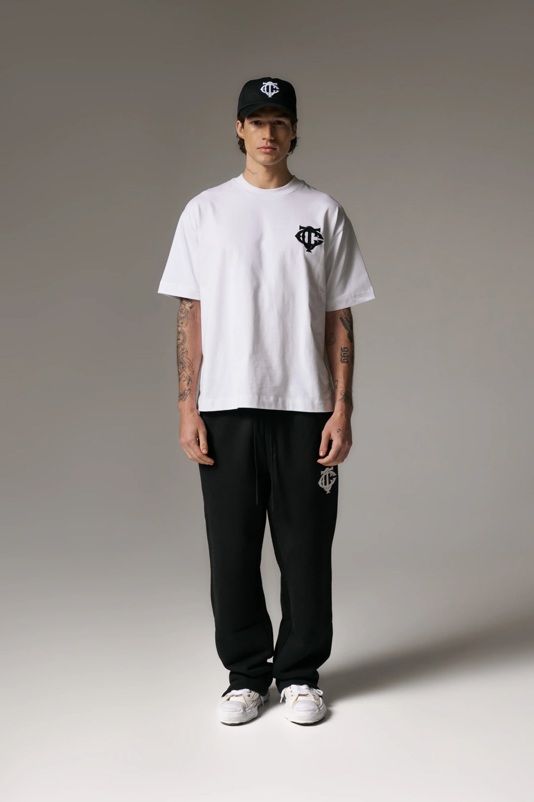 MONOGRAM EMBLEM T-SHIRT WHITE