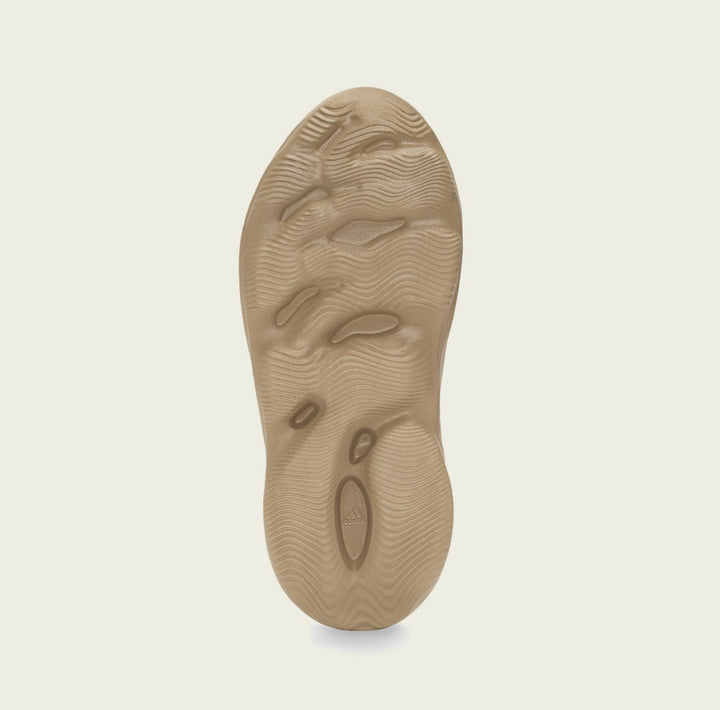 adidas Yeezy Foam RNNR
‘Ochre’