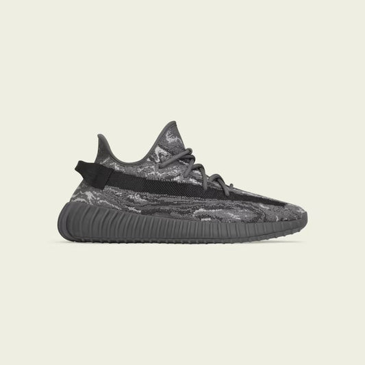 adidas Yeezy Boost 350 V2
‘Mx Dark Salt’