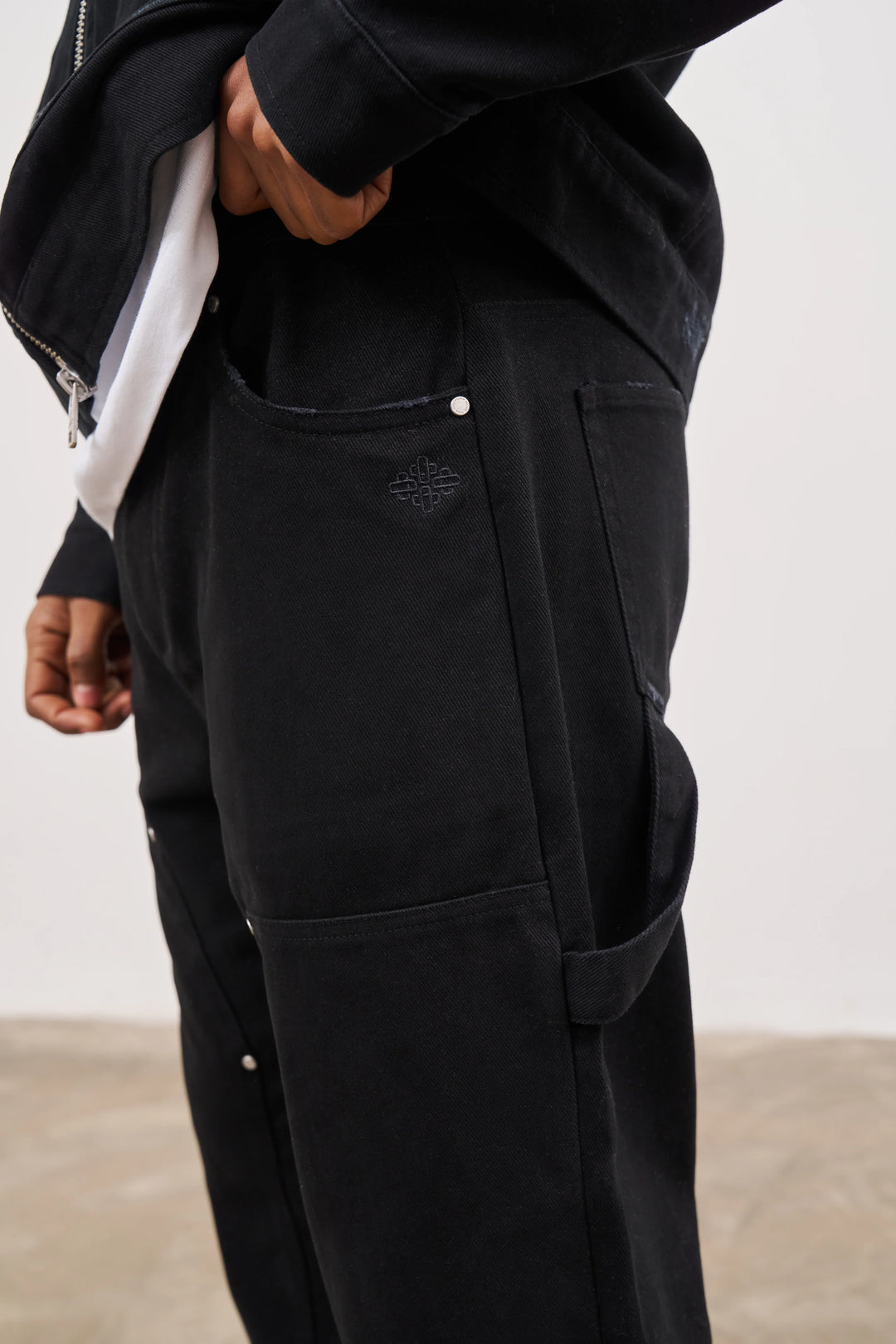 TWILL RIVET DETAIL CARPENTER PANT BLACK