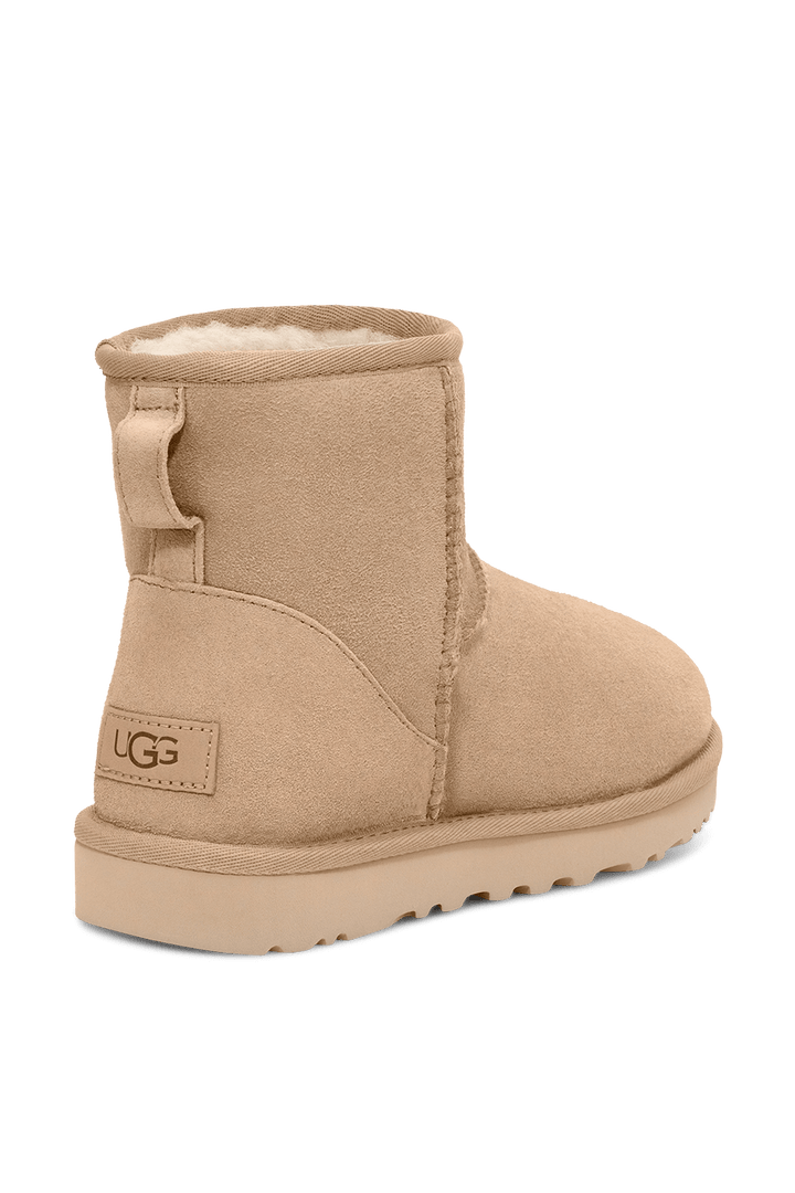 UGG Mini Classic