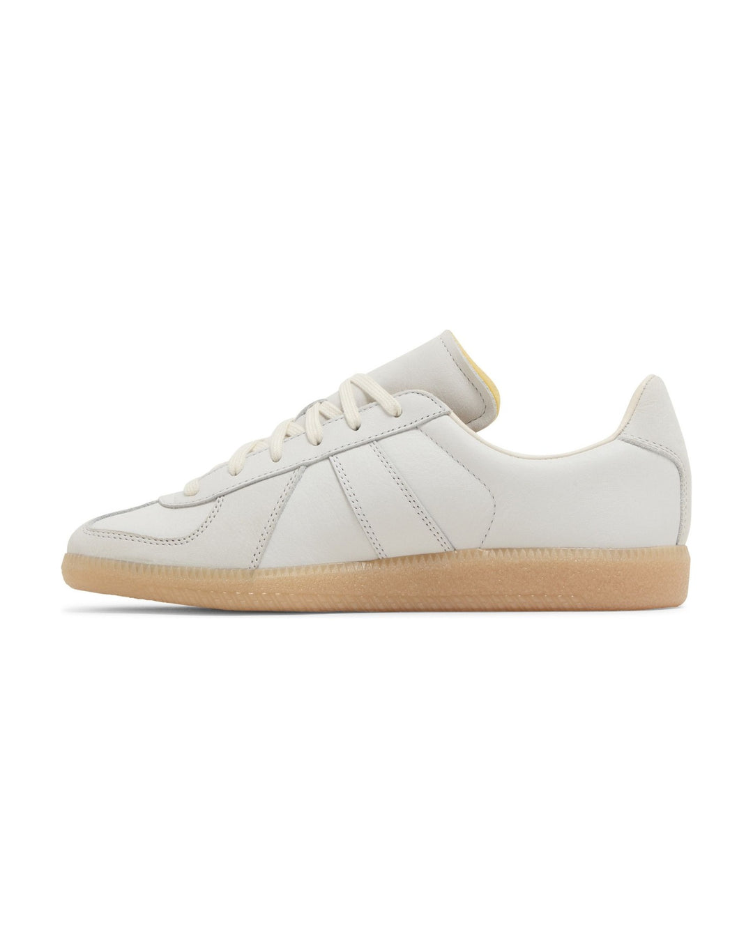 ADIDAS UNISEX BW ARMY X HARTCOPY CRYSTAL WHITE GUM סניקרס אדידס BW ארמי הארטקופי שמנת וגאם יוניסקס